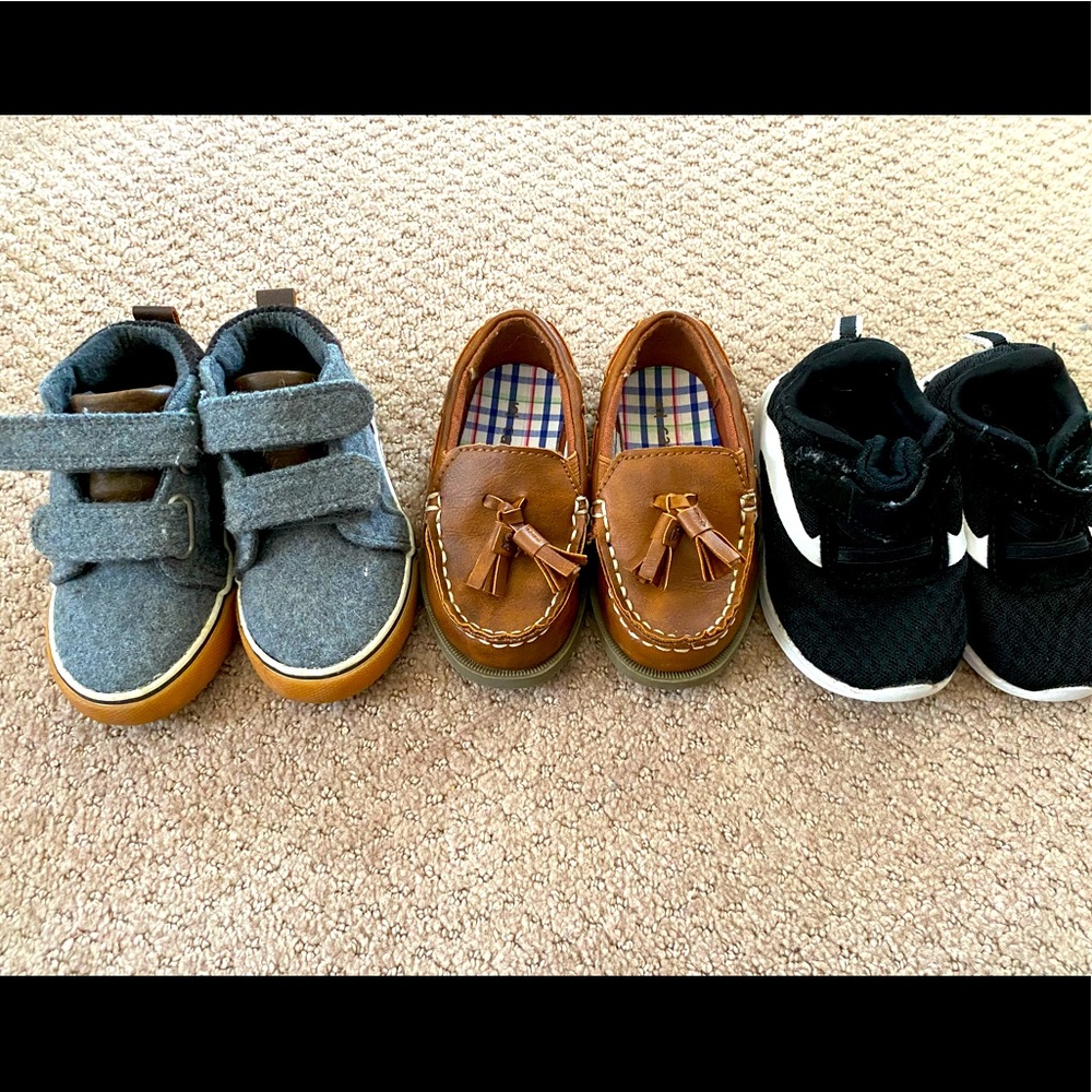 Size 5 boys shoes